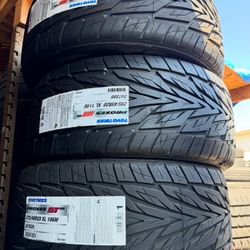 New Toyo 275/40R20 Proxes STIII Tires