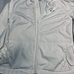 New White Oakley Woman’s Light Windbreaker  Size S