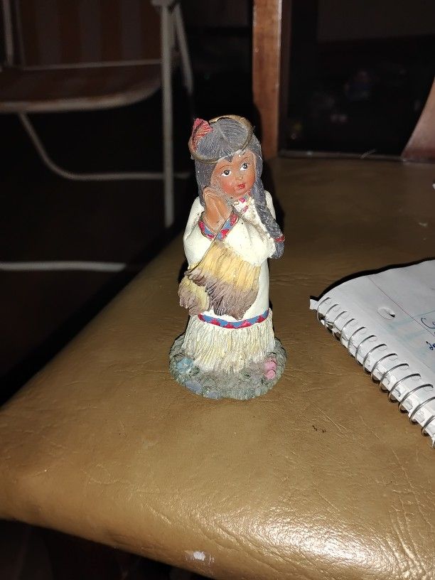 Beautiful K's Collection Clay/Resin? Girl Figurine 4.7" Tall