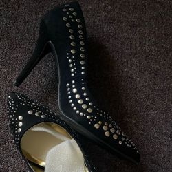 Beautiful  Black Heels