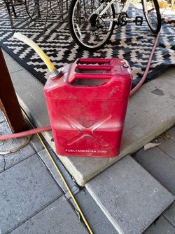 Gas tank in good condición