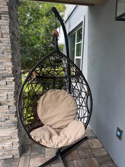 Hanging Egg Chair with Stand — Wicker/Rattan