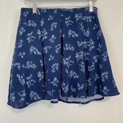 American Eagle Women’s Floral Skater Flowy Lined Mini Skirt Blue Size Medium EUC