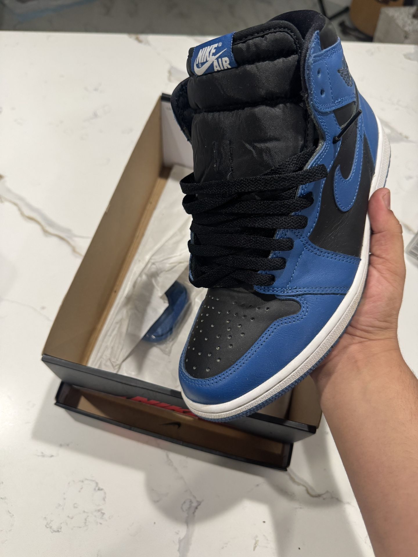 Jordan 1s blue marinas