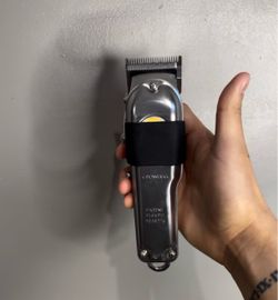 Used WAHL clippers