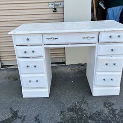 Vanity Table 