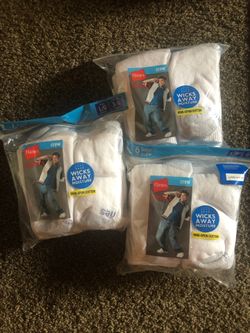 Hanes BOYS Socks LARGE NEW