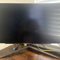 OLED LG Monitor 27”