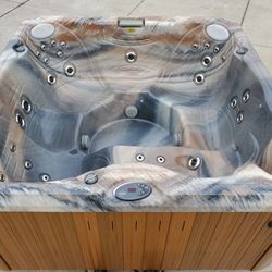 Spa Jacuzzi J235