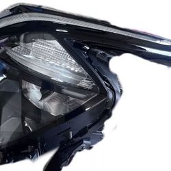 2022 2023 2024 KIA SPORTAGE LEFT HEADLIGHT 92101-DW010 LED X LINE PLEASE READ