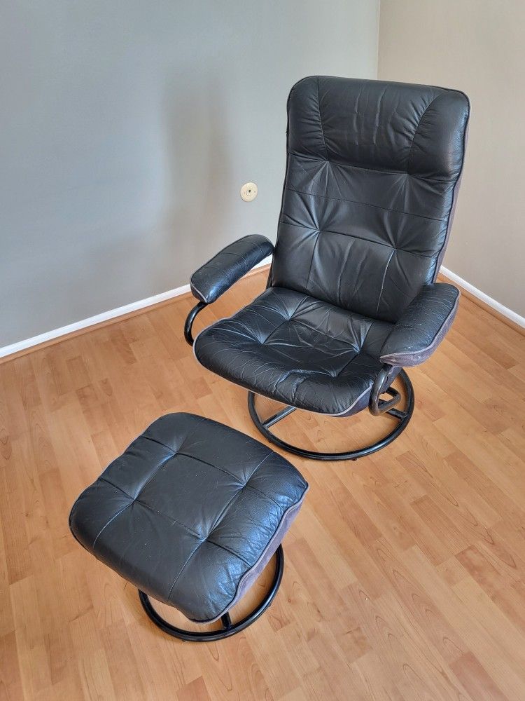 Black Recliner Chair With Footrest