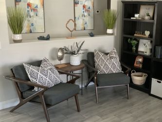 Accent Chairs