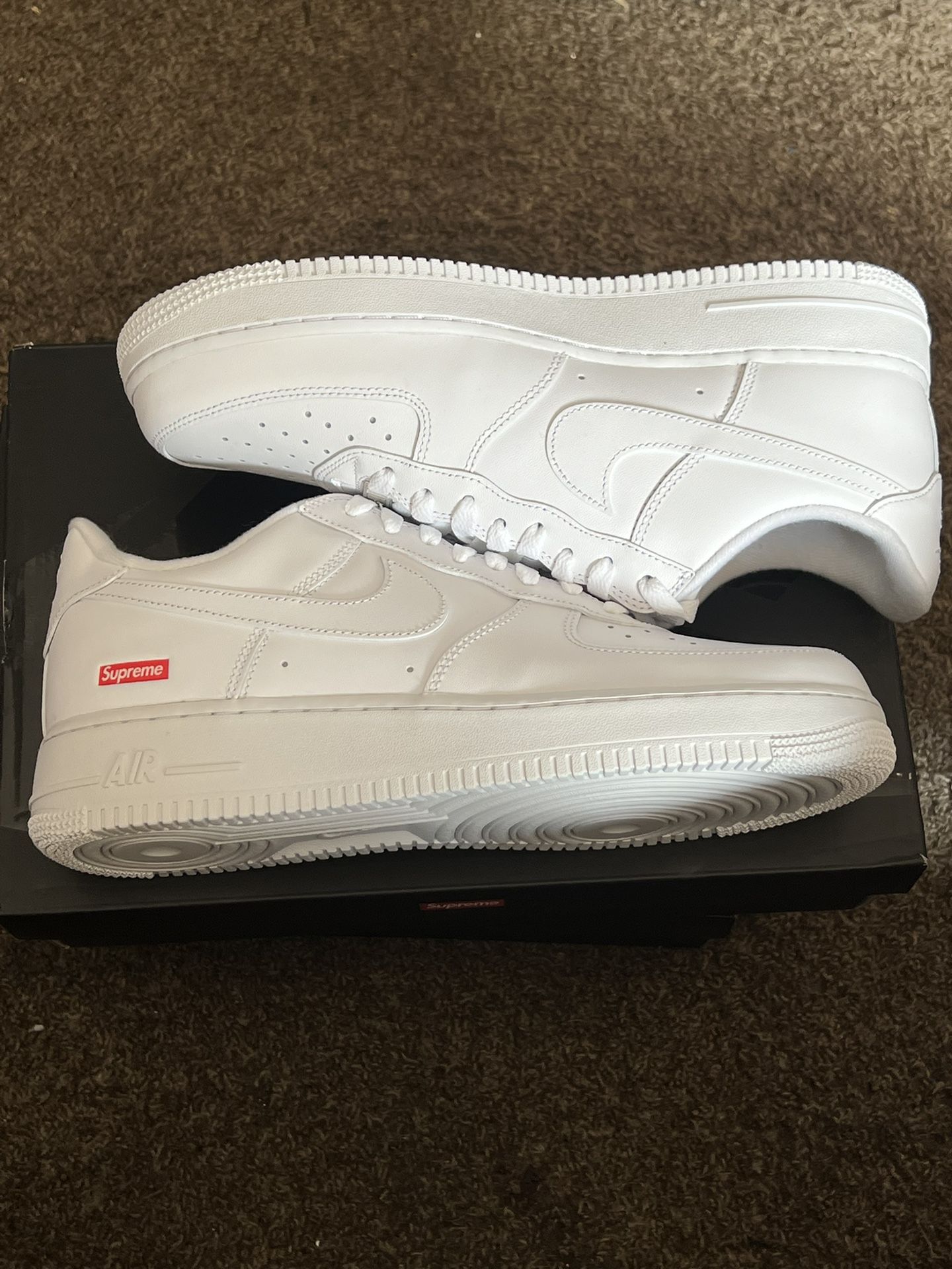 Nike Supreme Air Force One Low