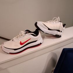 Brand new athletic shoes 11.5