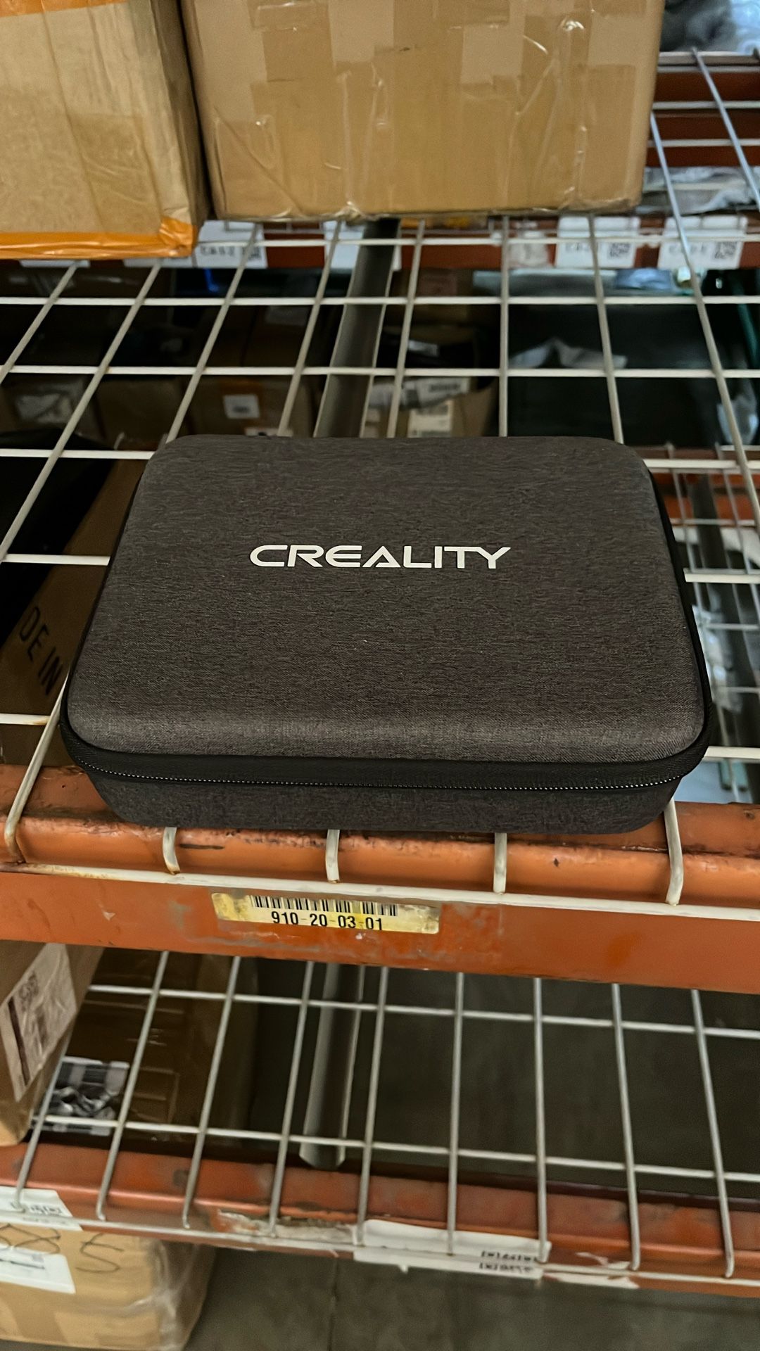Creality CR-Scan Ferret Pro 3D Scanner, Wireless Scanning with 24-Bit Full-Color & Anti-Shake Tracking, Fast High-Quality Scanning, Compatible with Wi