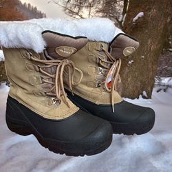QUEST Women’s PAC Winter Boots