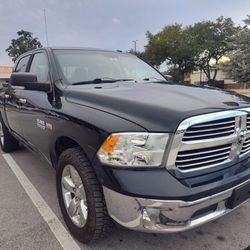 2015 RAM 1500 Big Horn 4x4 