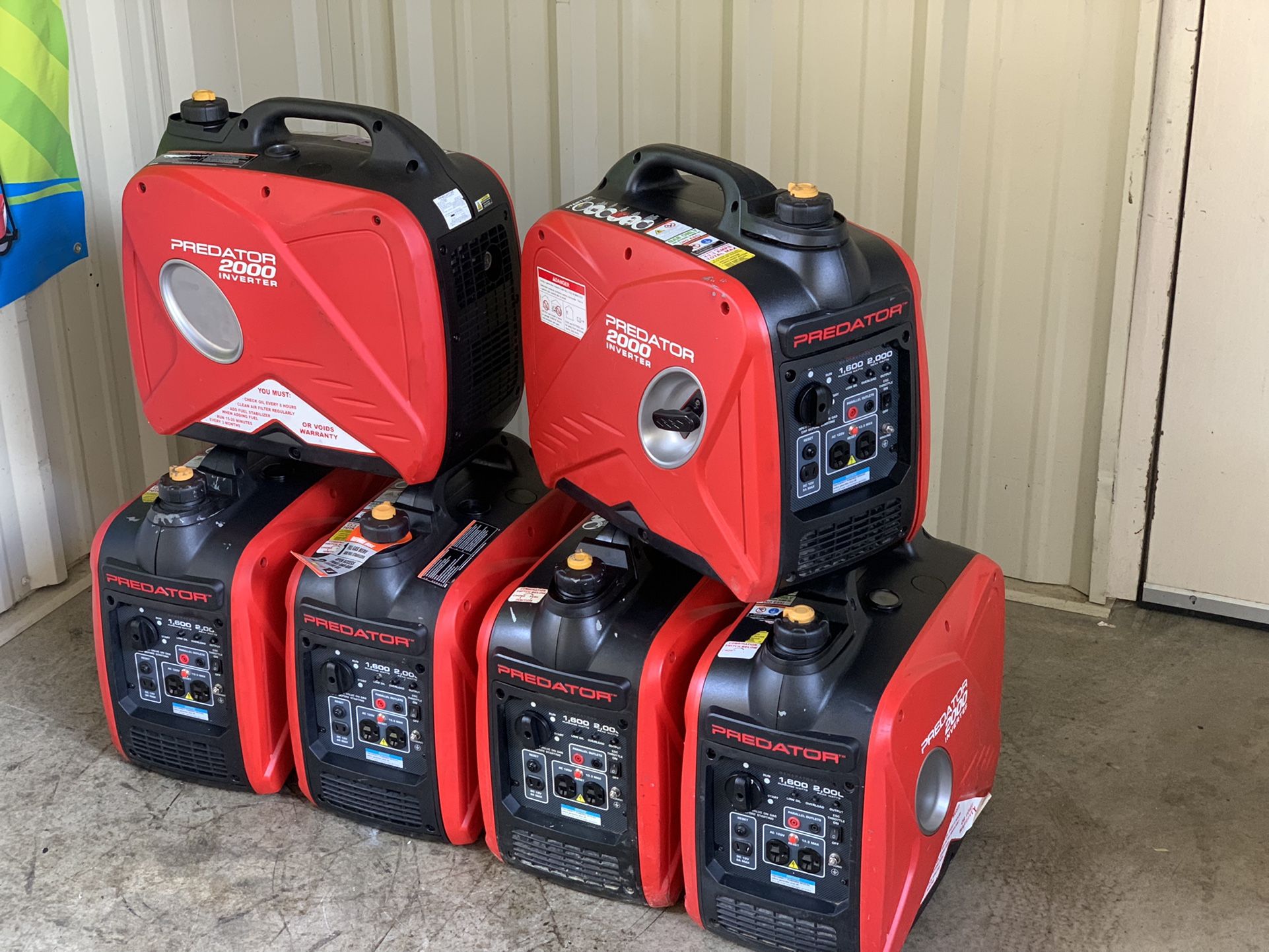 Predator Generator 2000w