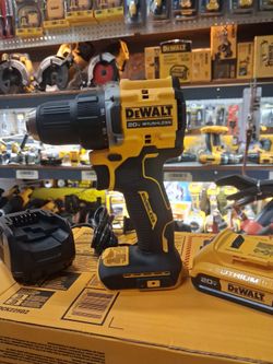 DeWalt 20V Brushless Drill with Battery and charger