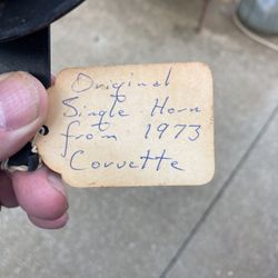 Original single horn from 1973 Corvette