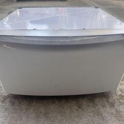 White Washer Or Dryer Pedestal Drawer
