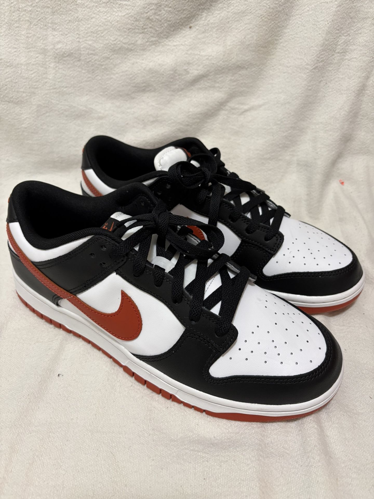 Nike Dunk Low Retro, White Black Red, 11 men’s