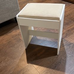Vanity Stool 