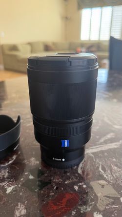 Zeiss 35mm 1.4 Sony E Mount Mint Condition