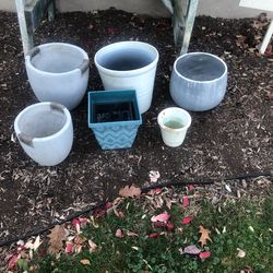 Flower Pots Ceramic and Plastic 