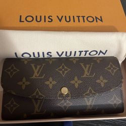 Louis Vuitton Emilie Wallet