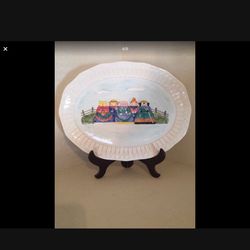 Decorated Plate, it could be used for Serving or Decoration. For $10. 