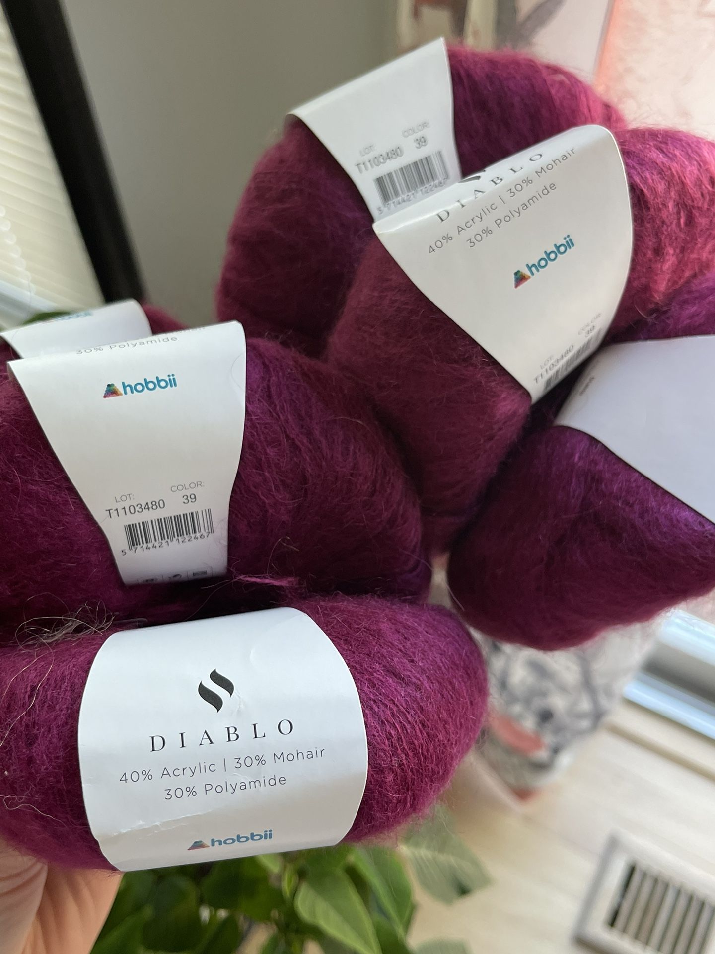 Diablo Yarn - Color 39 (Set of 6)