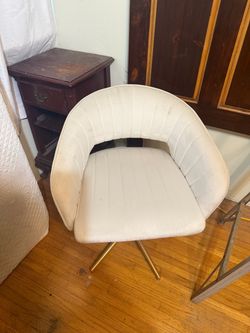 Vanity/office chair