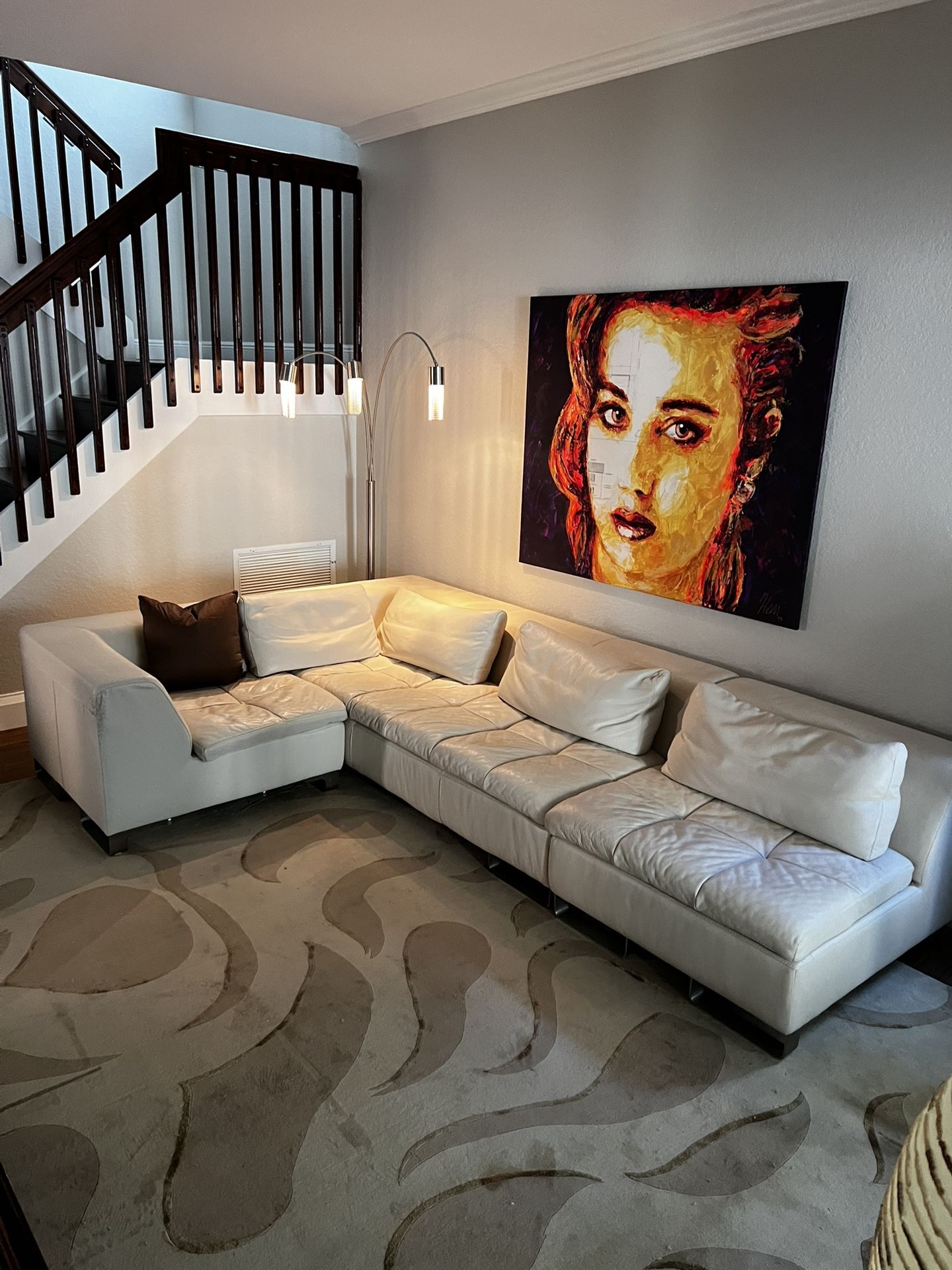Sofa (3 Piece leather sectional ). American leather
