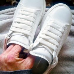 Alexander McQueen Oversized Sneaker 