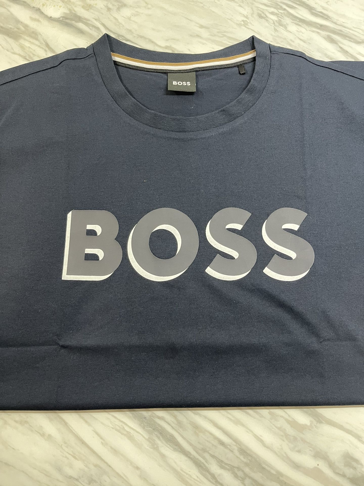 Hugo Boss T Shirt Large