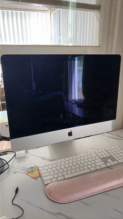 Apple iMac All-in-One Desktop Computer