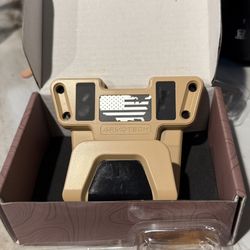 ARMOTECH Magnetic Holster Mount