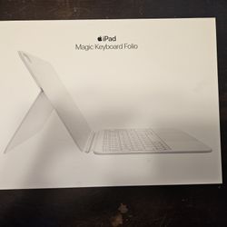 Magic Keyboard Folio for iPad (A16) (OBO)