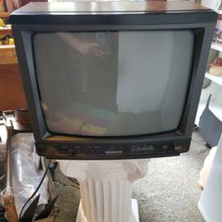 1989 Magnavox Tv