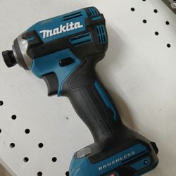 Makita new 1/4 Impact XGT 40v Brushless 