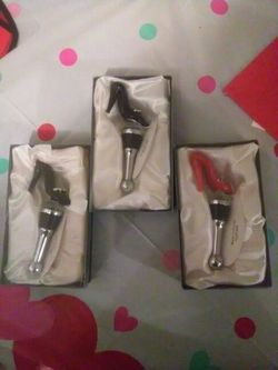 High fashion wine stoppers! Perfect for gifts!