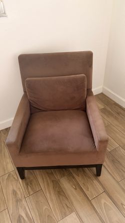 Modern Accent Chair / Faux Suede Armchair – Brown/Taupe
