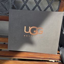 UGG Elsey Boots