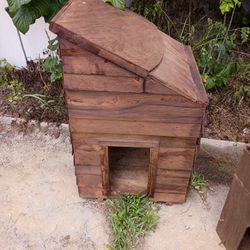 All Wood Dog/Cat House 