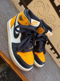 Nike Air Jordan 1 Retro High OG ‘Taxi’ Toddler Sneakers size 11C