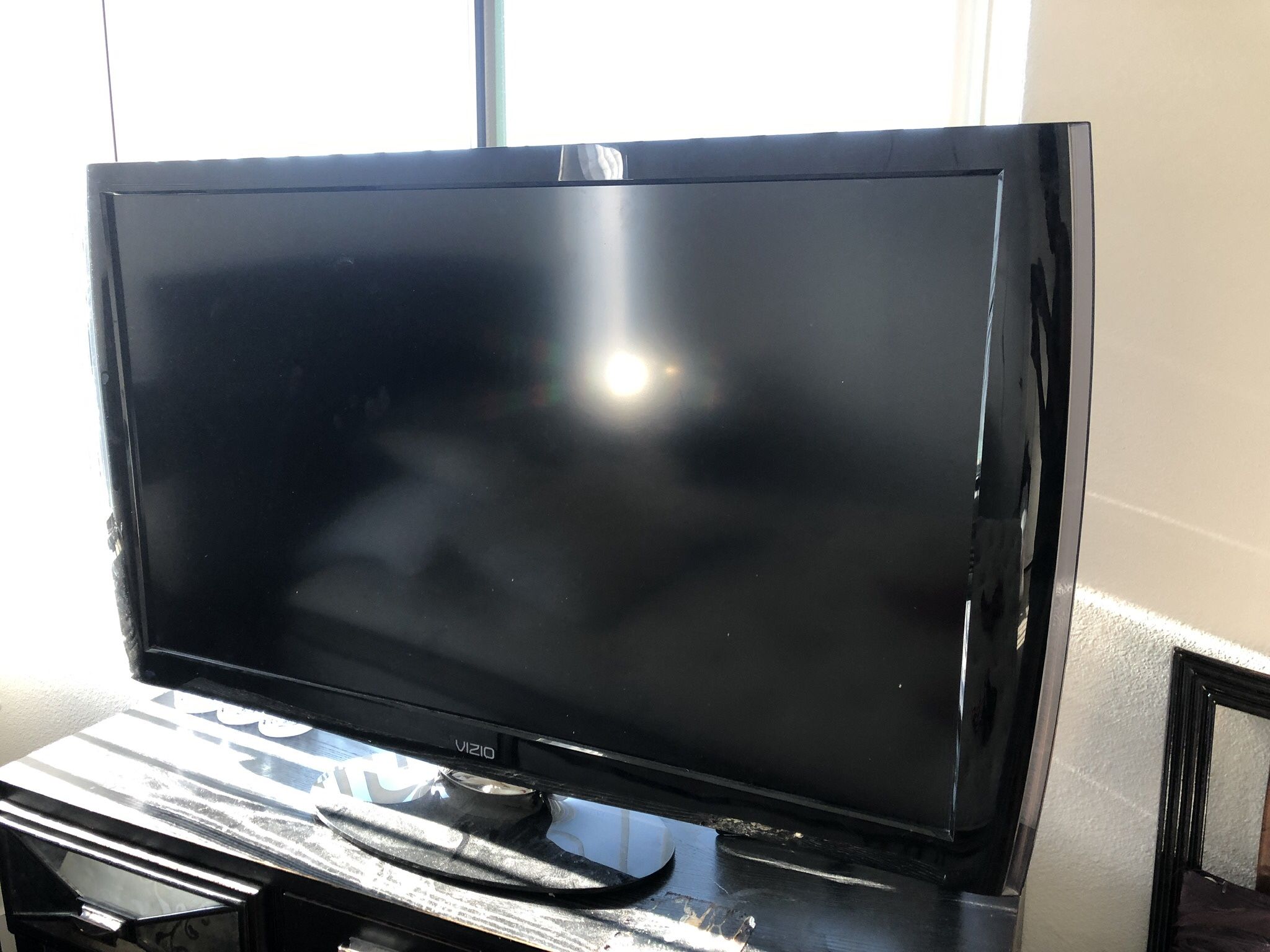 Vizio 47 inch LED smart TV