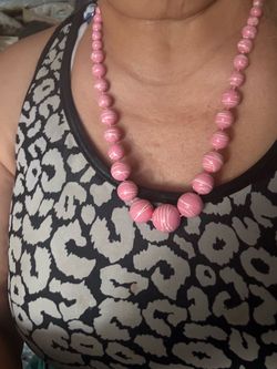 Pink Beaded Necklace with White Swirl Detail