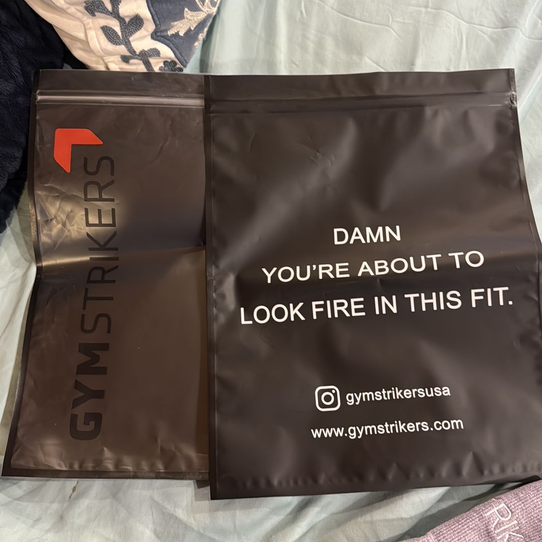 Leggings and workout Bra Gymstrikerusa