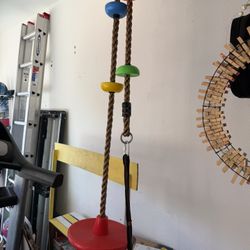 Kids Climbing Rope & Disc Swing 